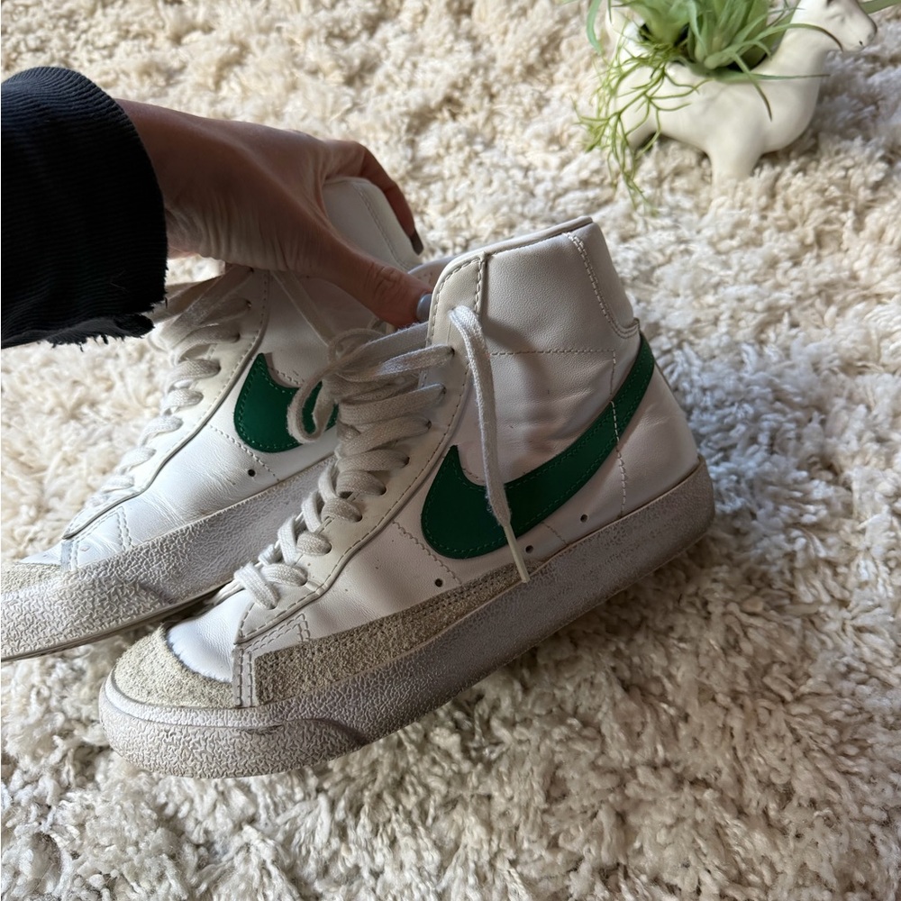 Nike women’s high top air, Nike White and beige tan, suede shoes Sneakers